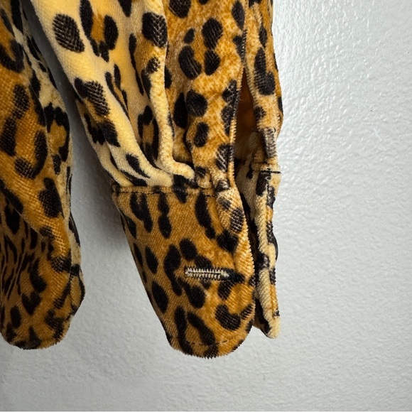 True Grit Vintage Leopard Velvet Button Up Shirt Size Small - Picture 2 of 8